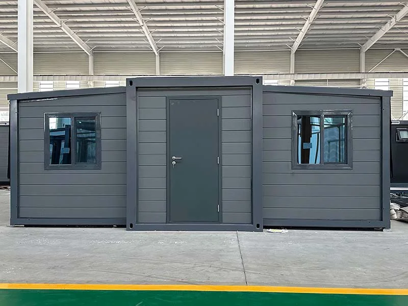 20 ft Expandable House